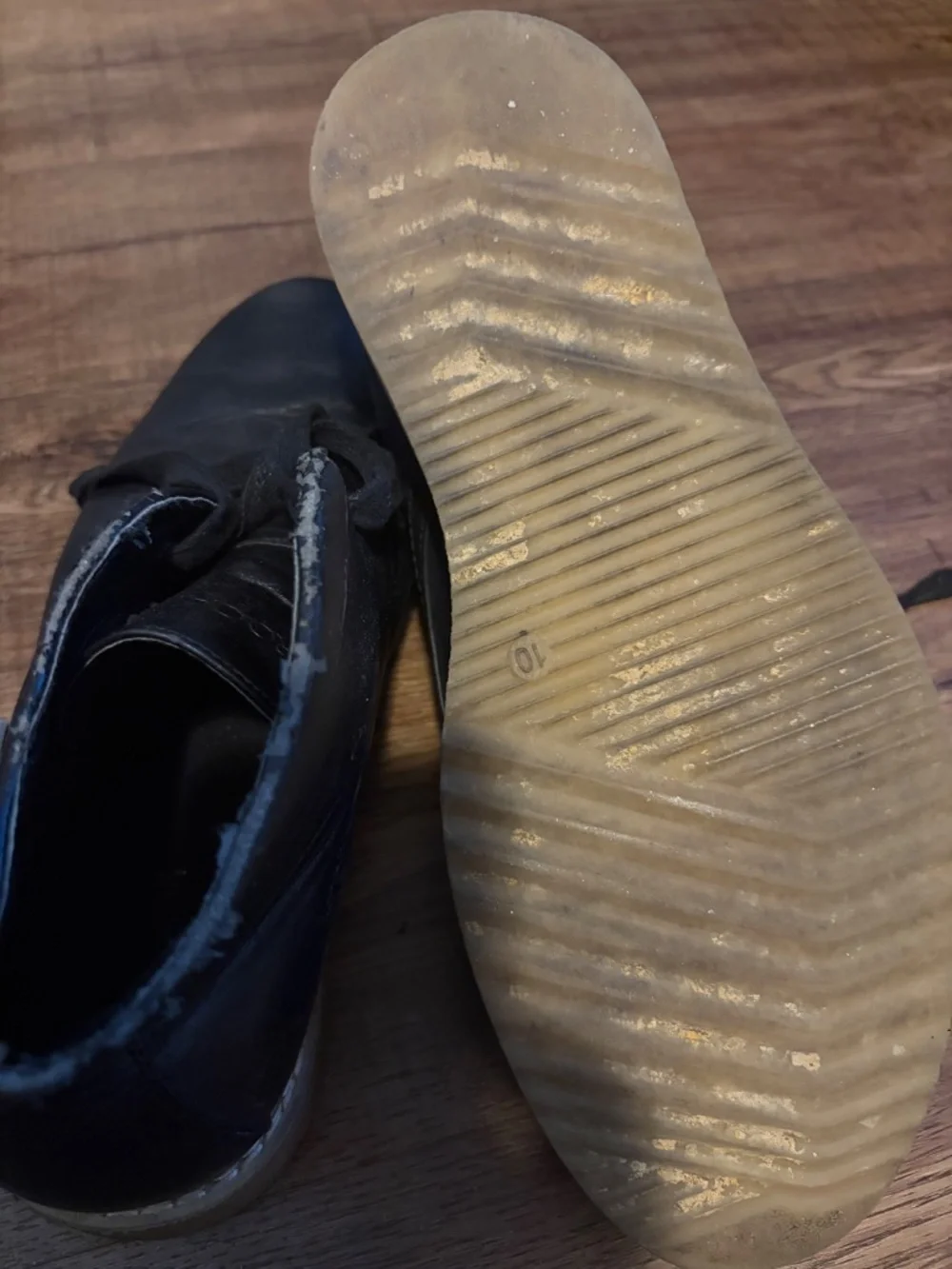 Men Black Rocawear (Used) Size 10
